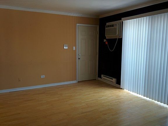 5th image of 510 E Spruce Dr #3-3A