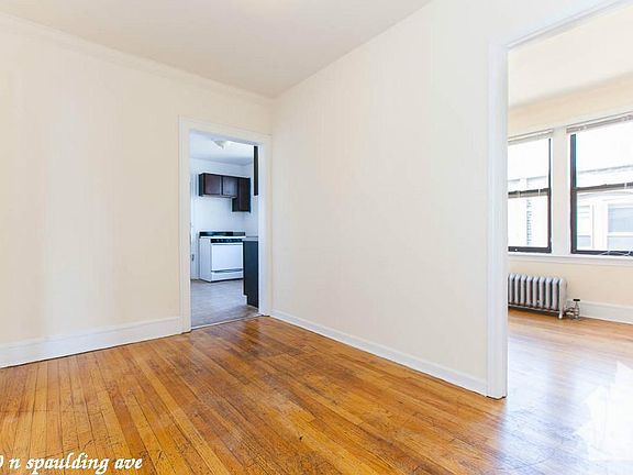 4th image of 2330 N Spaulding Ave #1226