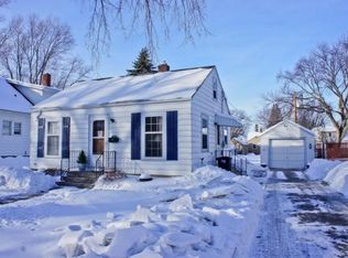 1218 7th St N, Fargo, ND 58102