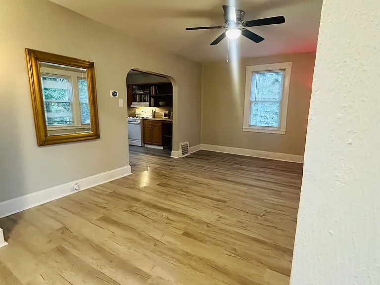 21 Shady Ln — Photo 6