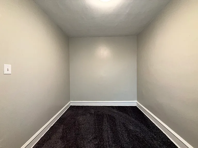 2121 Anchor St — Photo 40