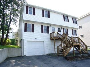 8A Hillside St, Worcester, MA 01610