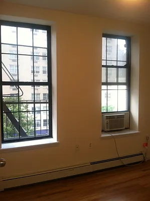 Rented by Acacia Realty | media 16