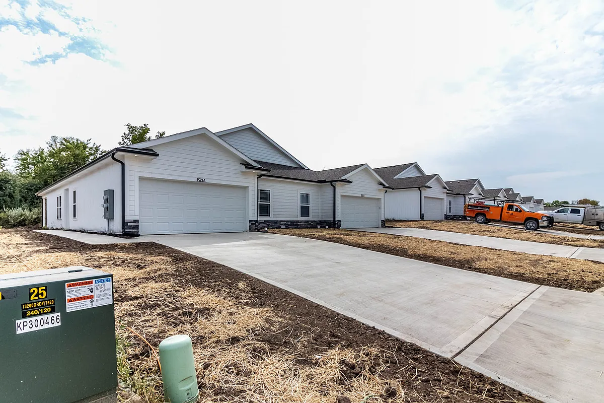 Building Photo - 1526 Park Ave #B
