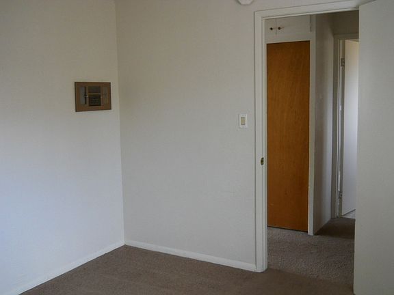 5th image of 333 Stanford Way APT 2