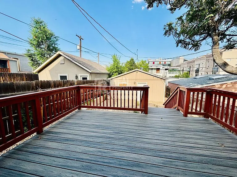 2944 Vallejo St — Photo 16