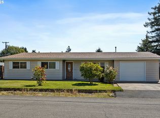 231 NE Chestnut Ave, Myrtle Creek, OR 97457