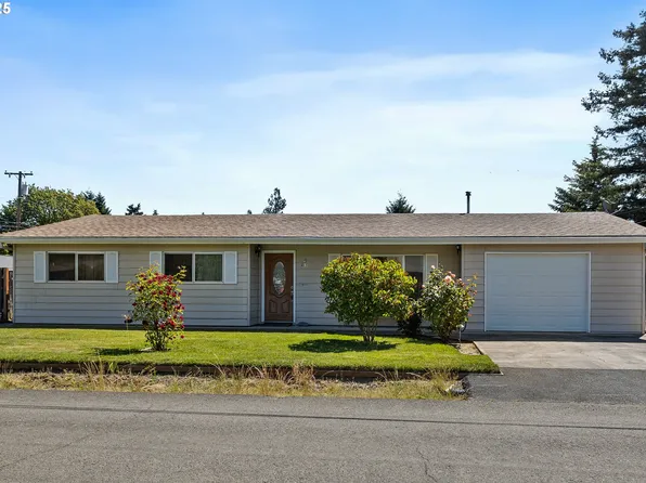 231 NE Chestnut Ave, Myrtle Creek, OR 97457