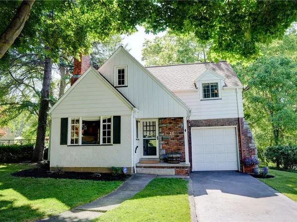 16 Azalea Rd, Rochester, NY 14620