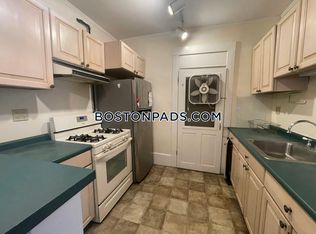 64 Charlesgate E APT 61, Boston, MA 02215