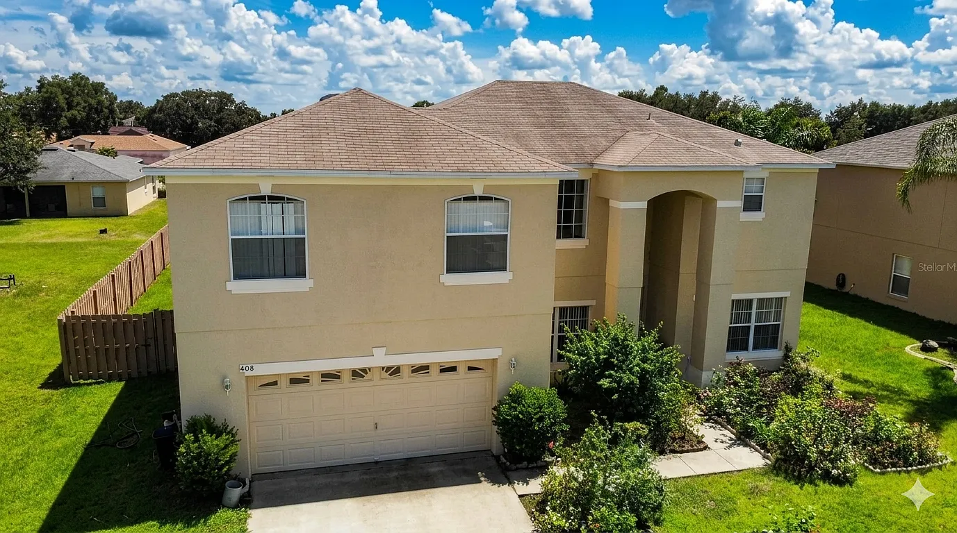 Pool Home in Poinciana — Photo 1