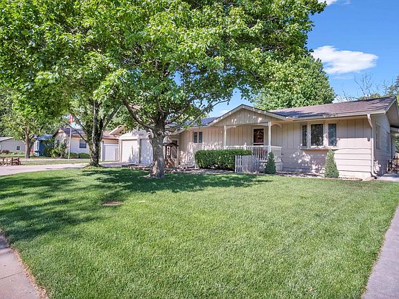 2nd image of 2800 Goldenrod Rd