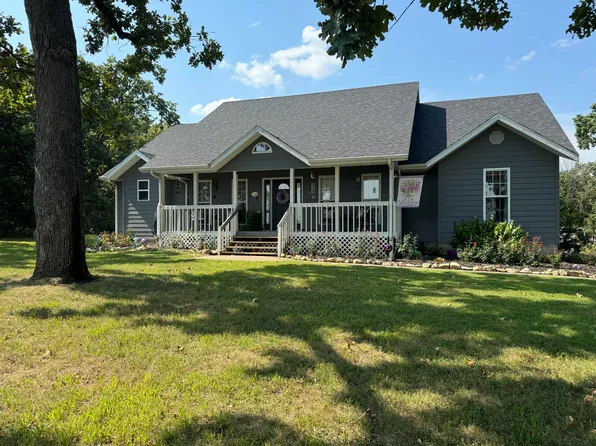 3881 County Road East 14 302-A, Ava, MO 65608