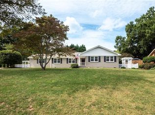 1429 Ashley Dr, Virginia Beach, VA 23454