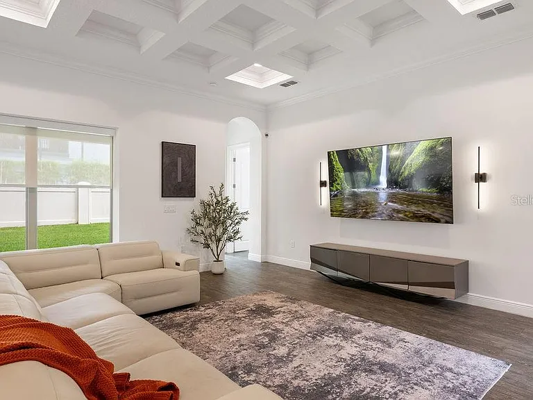 706 Canopy Estates Dr — Photo 6