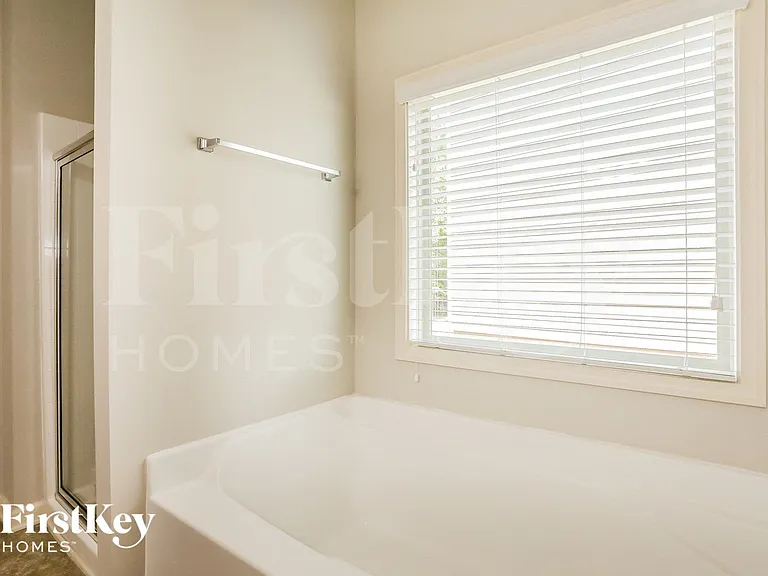 7768 Old Thyme Rd — Photo 9