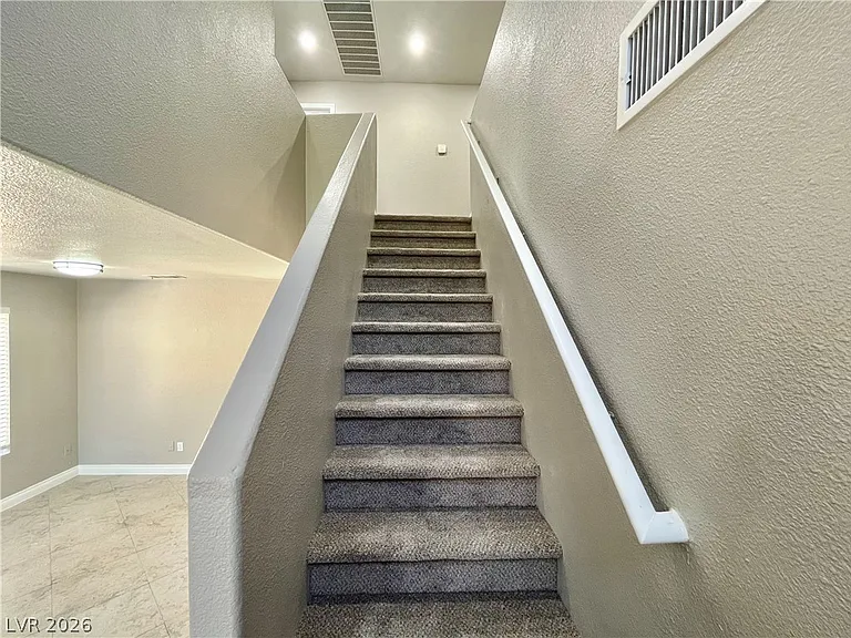 9924 Clover Field Ct — Photo 11