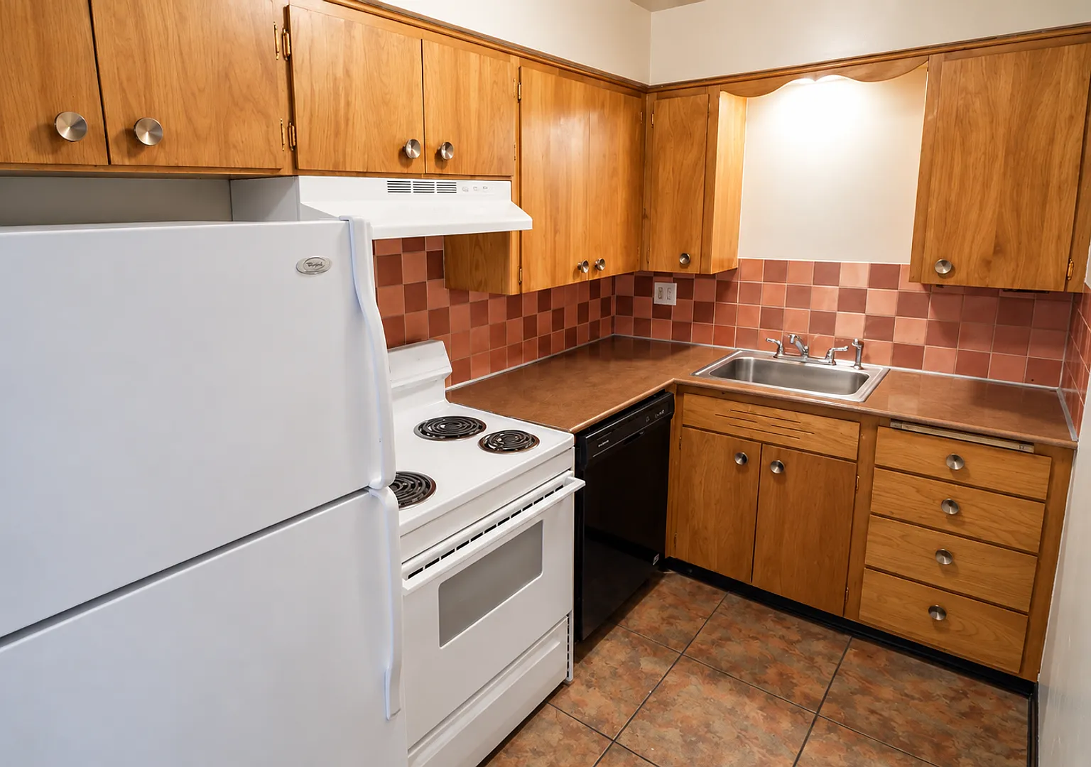 Cedar Terrace Apartments! — Photo 3