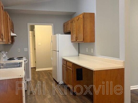 4th image of 4136 Larigo Dr