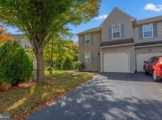 13 Village Ct, Wilmington, DE 19805