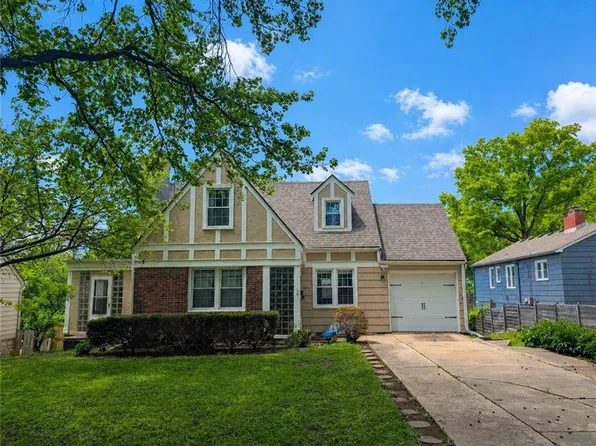8806 Minnehaha Ln, Kansas City, MO 64114