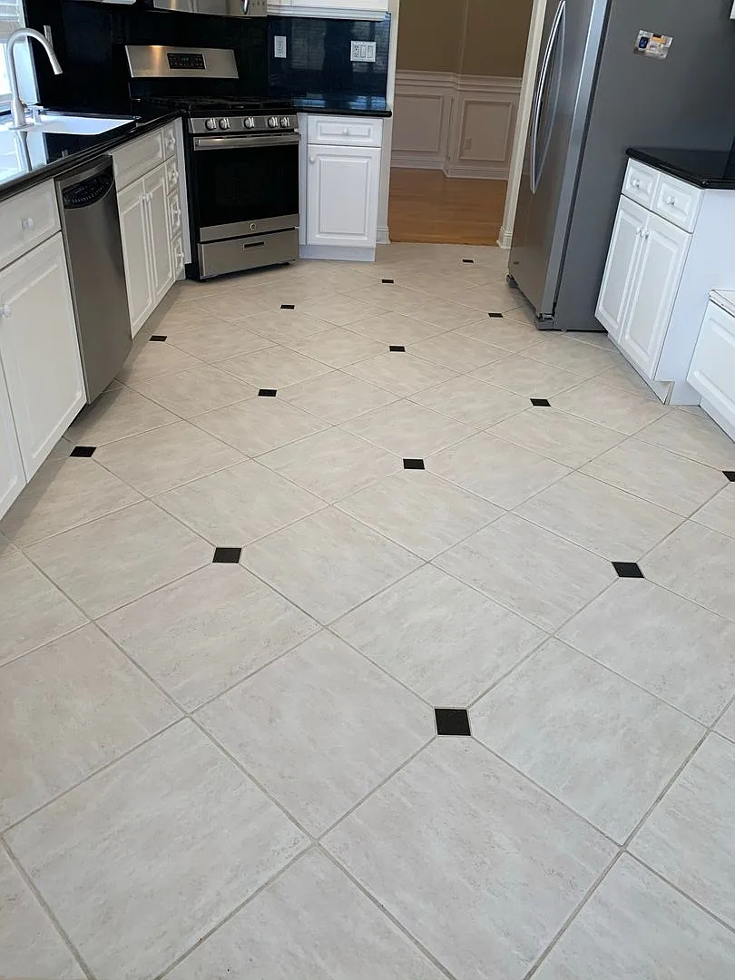 This beautiful 3bd/loft home is now available!! — Photo 2