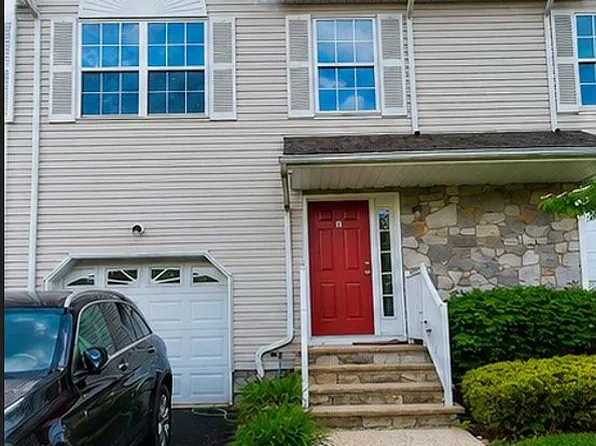 5 Edith Dr #5, Somerset, NJ 08873