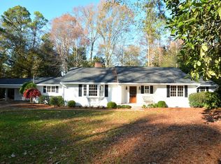 110 E Club Dr, Carrollton, GA 30117