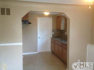 22068 Rausch Ave, Eastpointe, MI 48021