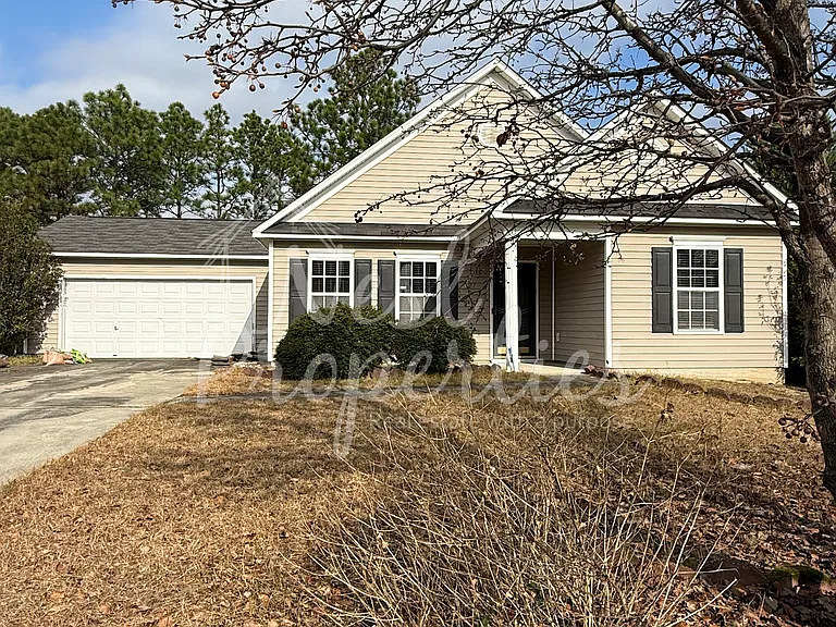 427 Kingston Trace Rd — Photo 1