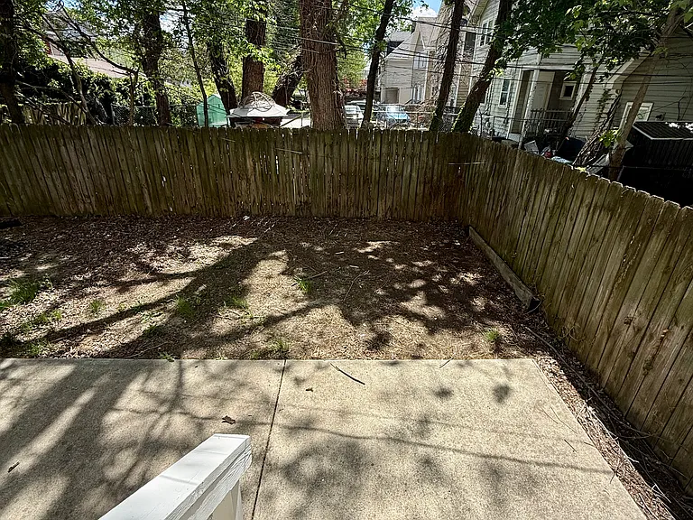 325 Clinton St #325 — Photo 16
