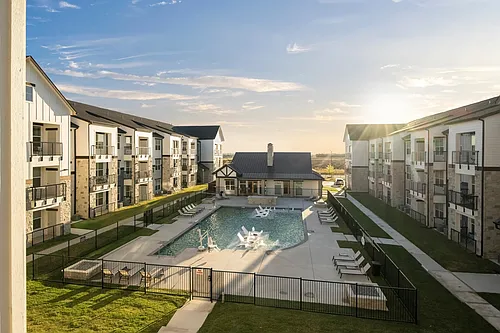 Southgate Apartments Photo 1