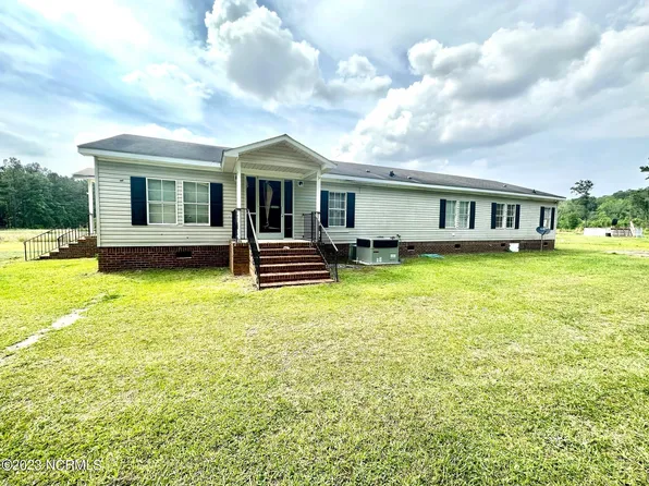 1645 Harrelson Road, Clarkton, NC 28433