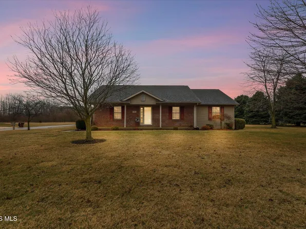 761 Marlow Dr, Liberty Center, OH 43532