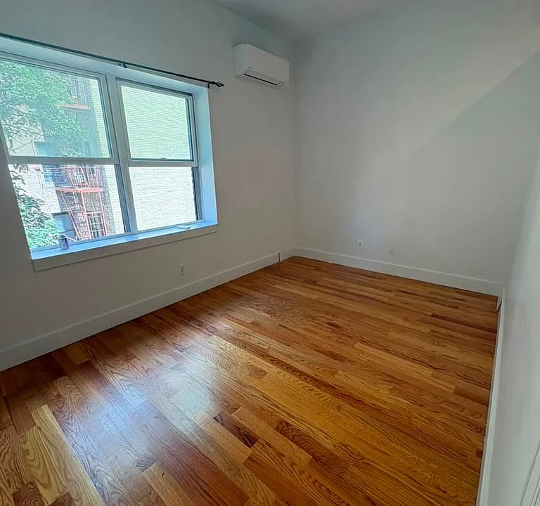 155 Elliott Ave #301