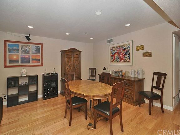 4th image of 1809 Peyton Ave Unit 213
