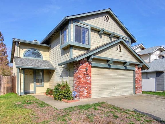 2nd image of 8416 Sunblaze Way
