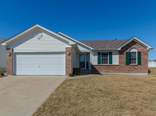 2813 Grand Slam Dr, O Fallon, MO 63366