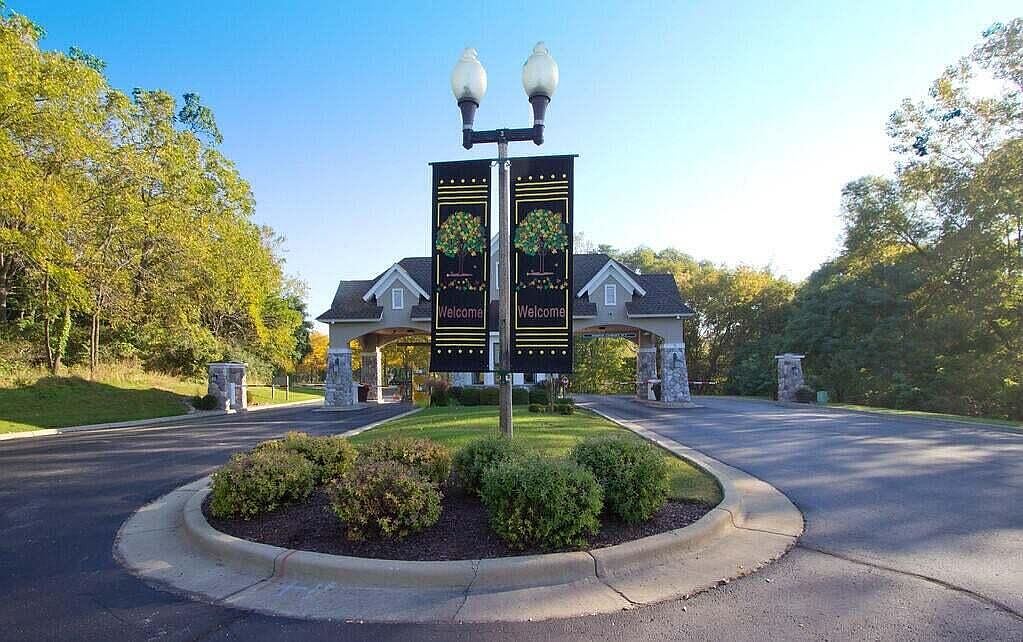 737 Eagleton DRIVE