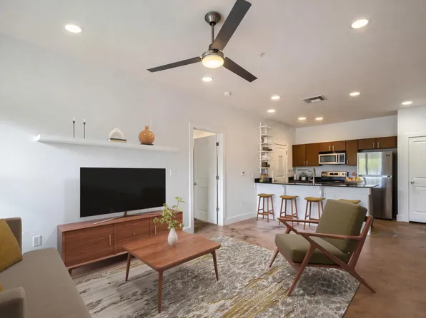 1807 Poquito St #39, Austin, TX 78702