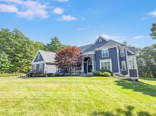 19 Tarbox Ln, North Reading, MA 01864