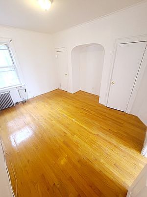 2nd image of 10011 Metropolitan Ave APT 3F
