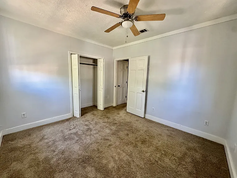 422 Magnolia Ave #3 — Photo 13