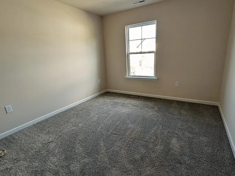 215 Parker Station Ave — Photo 29