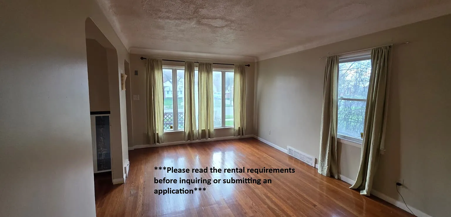 3 bed, 909 sqft, $1,400 — Photo 2