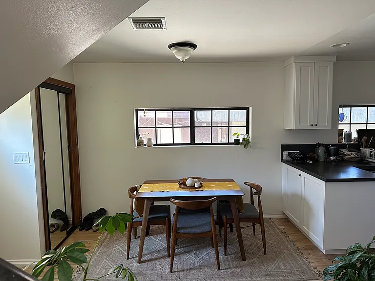 1120 Rosario Dr — Photo 7