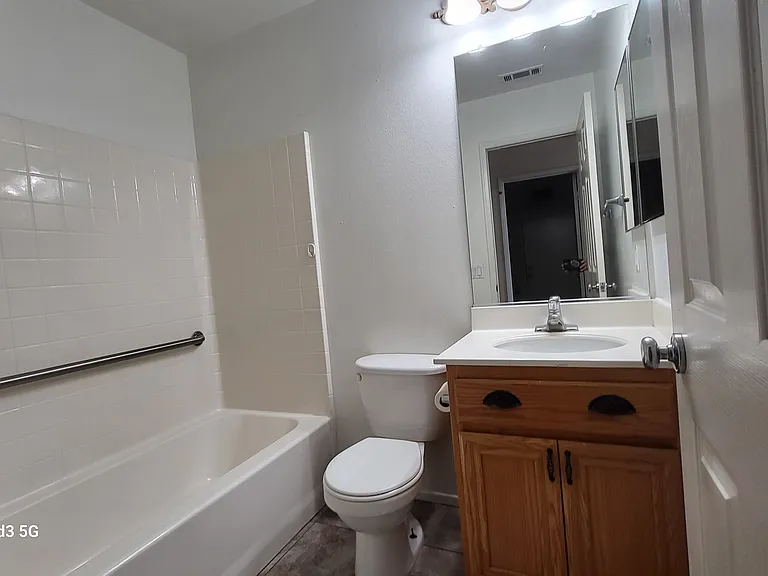 38041 Augusta Dr — Photo 7