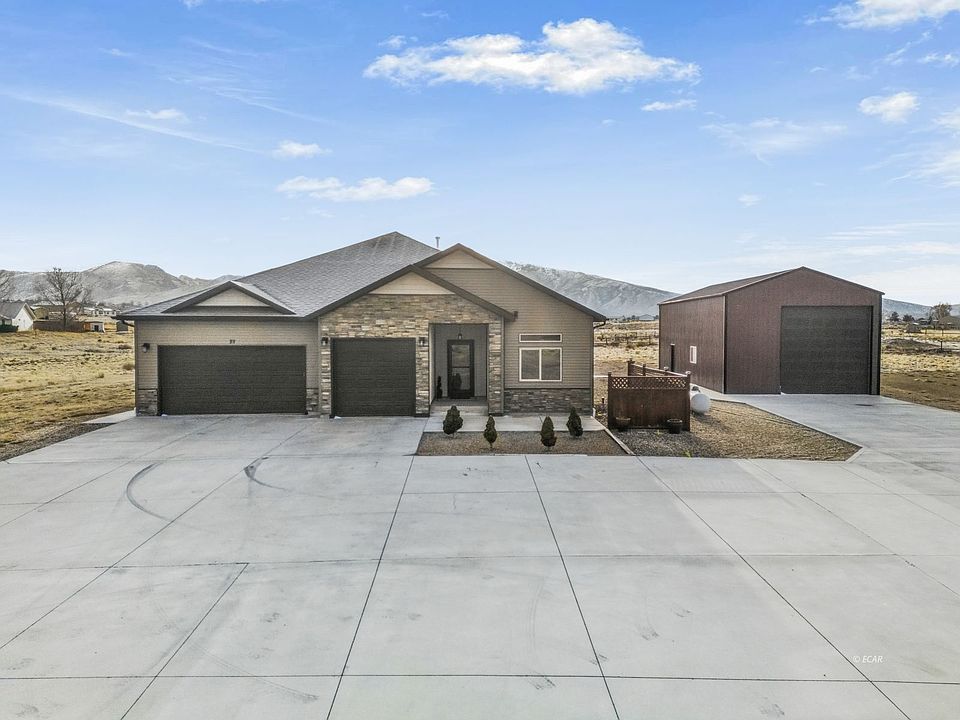 1st image of 22 Gallinas Dr