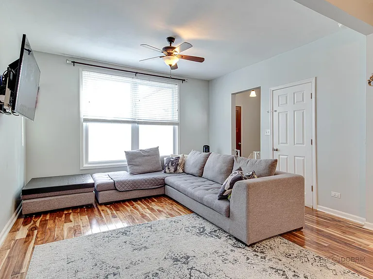 4716 W Hutchinson St — Photo 10
