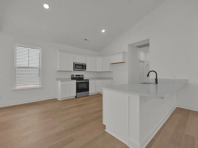 6579 Elizabeth Ann Way — Photo 13